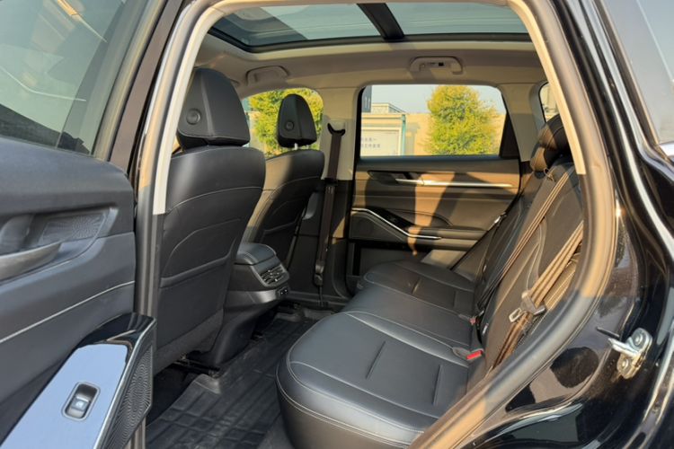 Used Haval H6 2024 1.5T Two-Wheel-Drive Classic Edition Interior 2