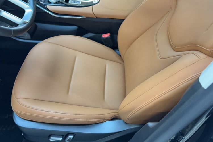 Used Haval H6 2024 1.5T Two-Wheel-Drive Classic Edition Interior 4