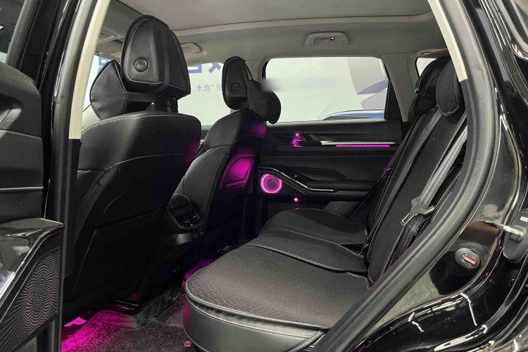Used Haval H6 2024 1.5T Two-Wheel-Drive Classic Edition Interior 4
