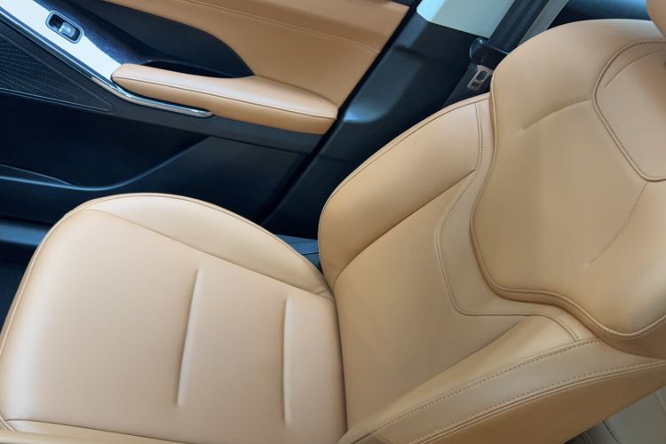 Used Haval H6 2024 1.5T Two-Wheel-Drive Classic Edition Interior 5