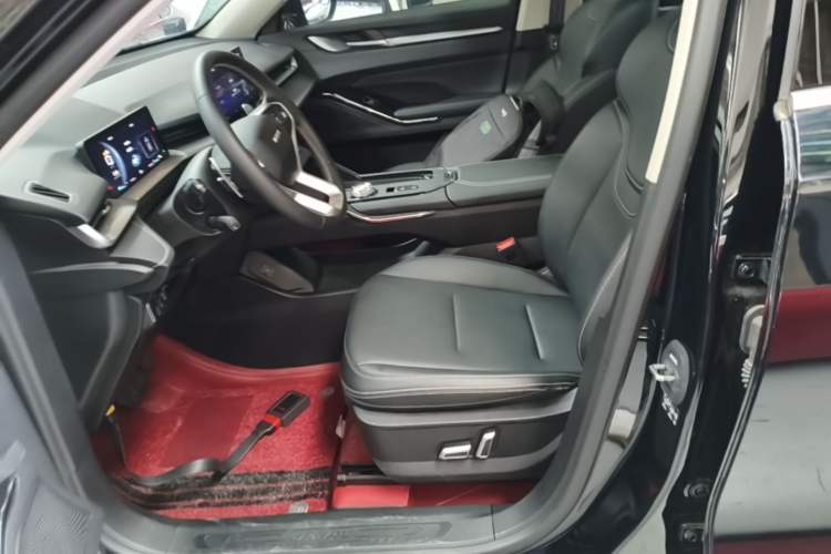 Used Haval H6 2024 1.5T Two-Wheel-Drive Classic Edition Left Front Seat