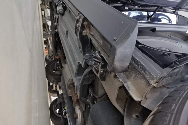 Used Haval H6 2024 1.5T Two-Wheel Drive Max Left Side Sill