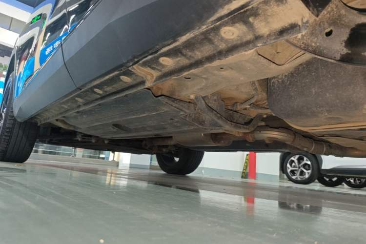 Used Haval H6 2024 1.5T Two-Wheel Drive Max Left Side Sill