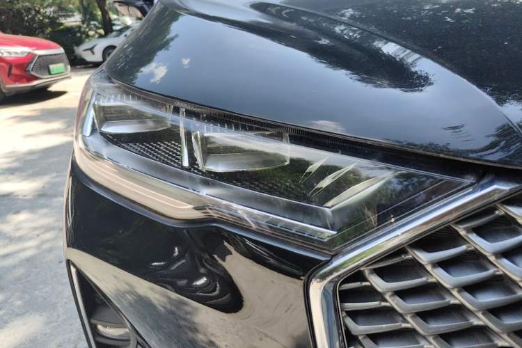 Used Haval H6 2024 1.5T Two-Wheel-Drive Classic Edition Right Front Headlight