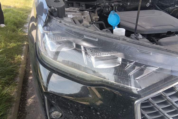 Used Haval H6 2024 1.5T Two-Wheel-Drive Classic Edition Right Front Headlight