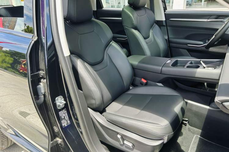 Used Haval H6 2024 1.5T Two-Wheel Drive Ultra Right Front Seat