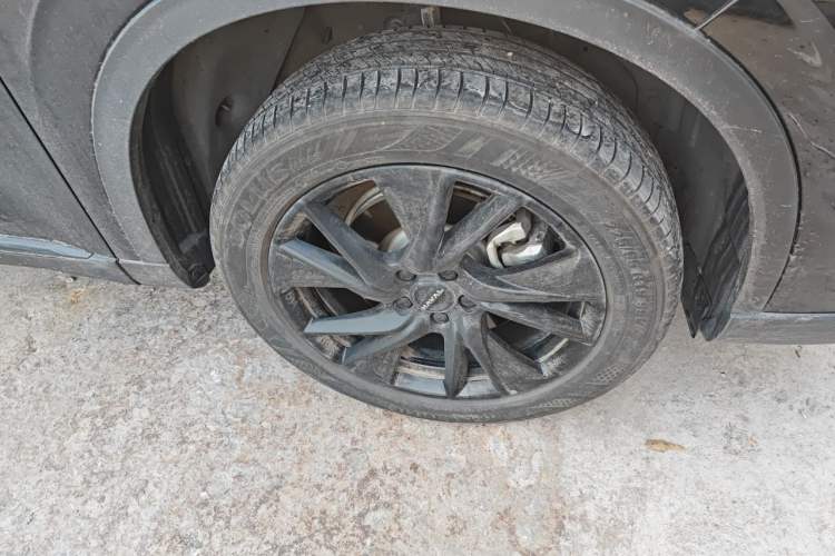 Used Haval H6 2024 1.5T Two-Wheel Drive Max Right Front Wheel Hub