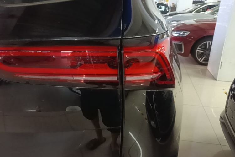 Used Haval H6 2024 1.5T Two-Wheel Drive Ultra Right Rear Taillight