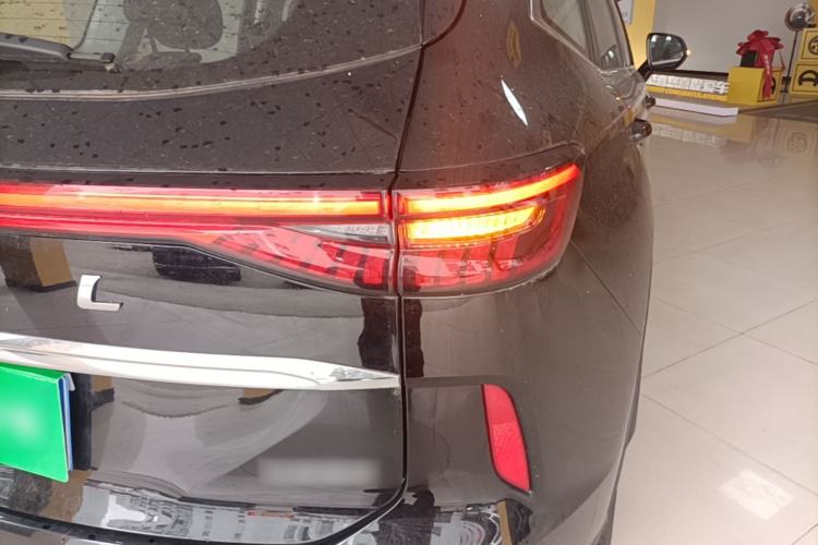 Used Haval H6 2024 1.5T Two-Wheel-Drive Classic Edition Right Rear Taillight