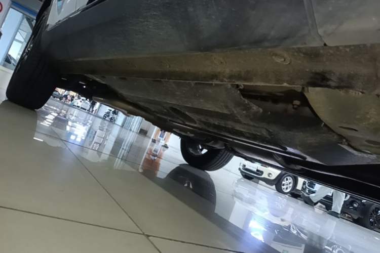 Used Haval H6 2024 1.5T Two-Wheel Drive Ultra Right Side Sill