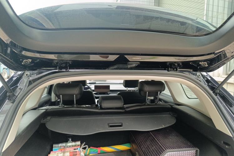 Used Haval H6 2024 1.5T Two-Wheel-Drive Classic Edition Trunk