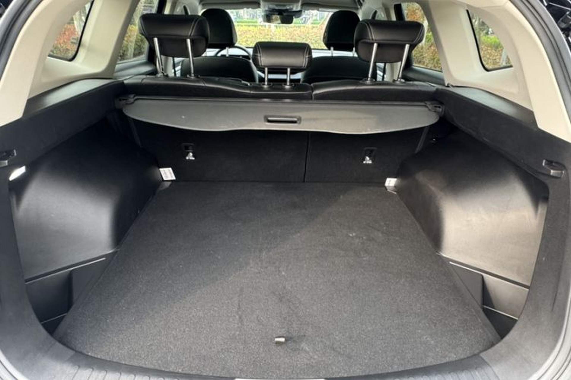 Used Haval H6 2024 1.5T Two-Wheel-Drive Classic Edition Trunk
