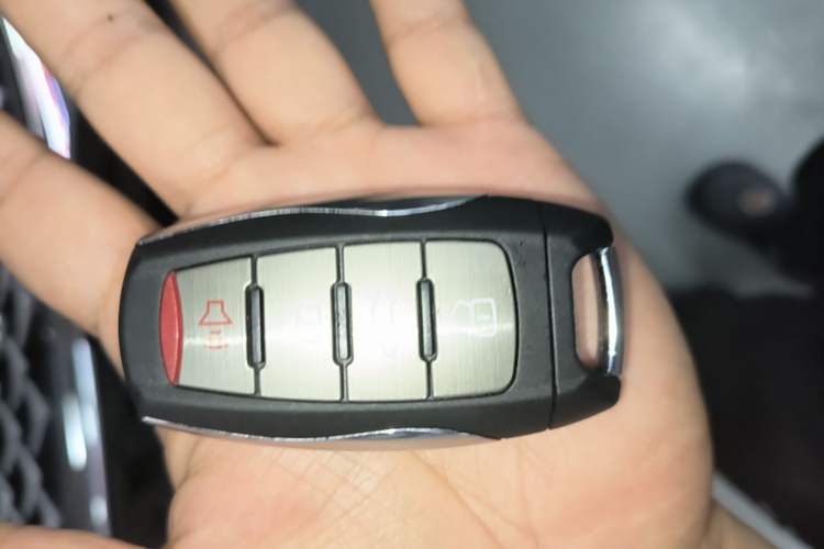 Used Haval H6 2024 1.5T Two-Wheel-Drive Classic Edition Vehicle Key