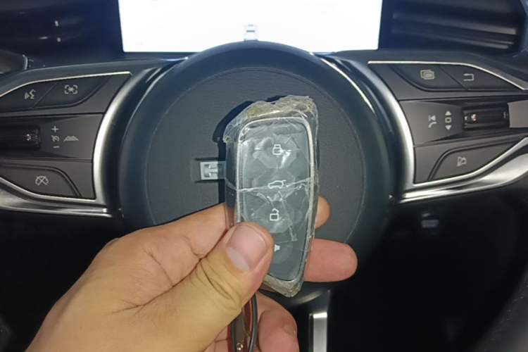 Used Haval H6 2024 1.5T Two-Wheel Drive Ultra Vehicle Key