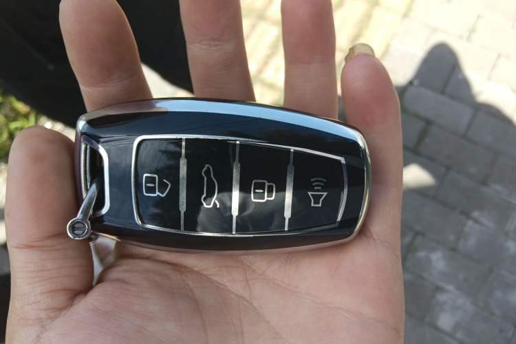 Used Haval H6 2024 1.5T Two-Wheel-Drive Classic Edition Vehicle Key