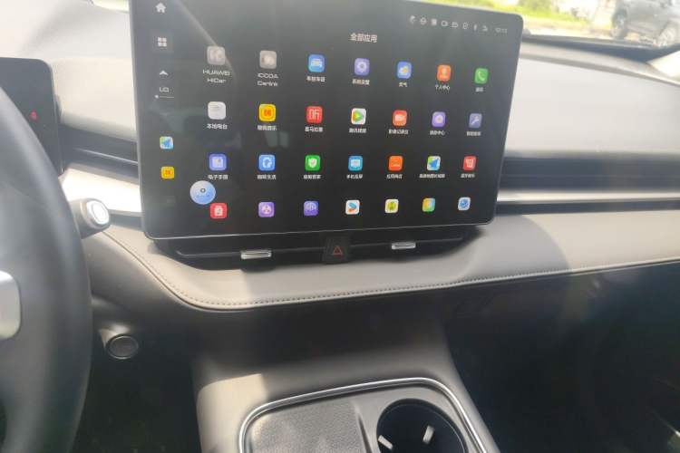 Used Haval H6 2024 1.5T Two-Wheel Drive Ultra Audio And AC Panel