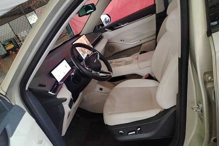 Used Haval H6 2024 1.5T Two-Wheel Drive Ultra Driver Seat