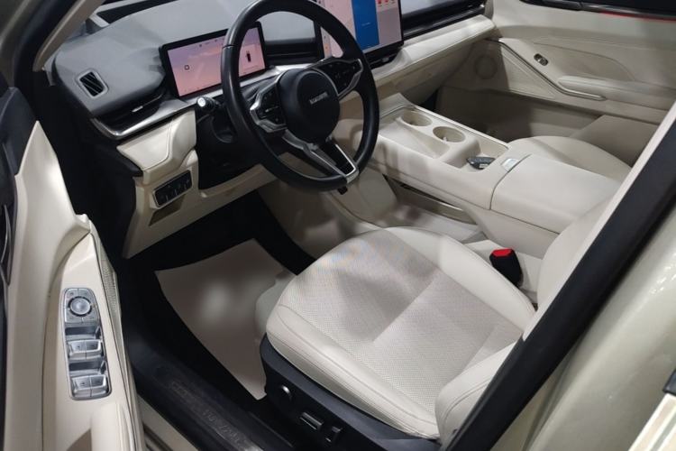 Used Haval H6 2024 1.5T Two-Wheel Drive Ultra Driver Seat