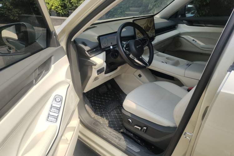 Used Haval H6 2024 1.5T Two-Wheel Drive Ultra Driver Seat