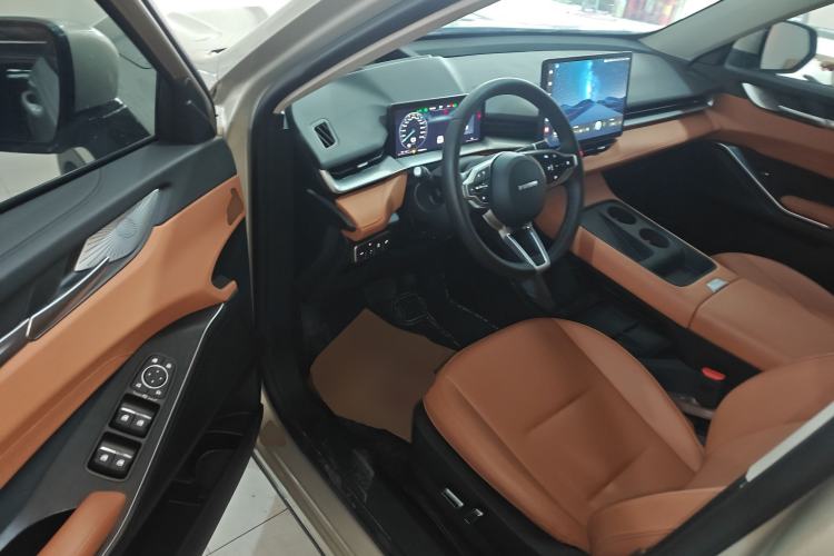Used Haval H6 2024 1.5T Two-Wheel Drive Max Driver Seat