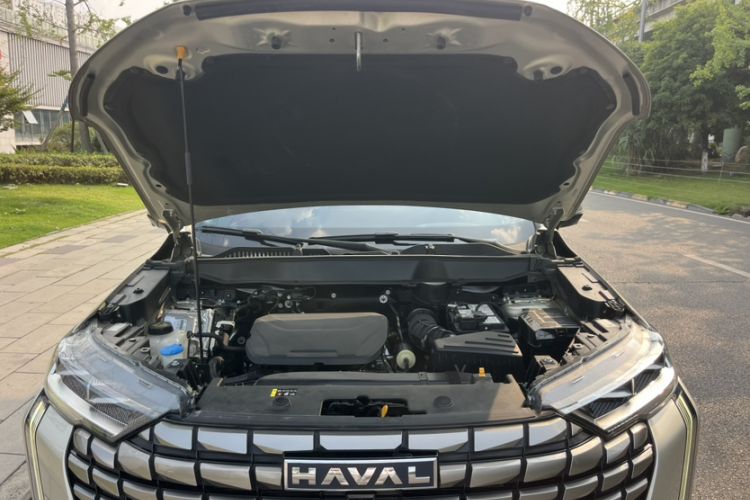 Used Haval H6 2024 1.5T Two-Wheel Drive Ultra Engine Bay