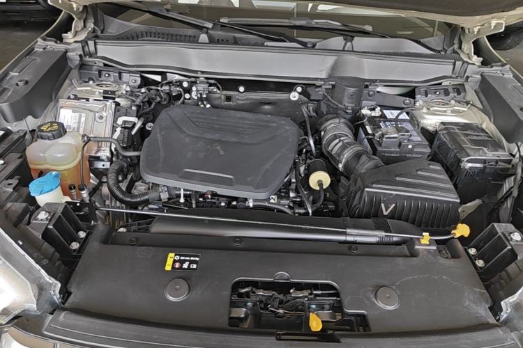 Used Haval H6 2024 1.5T Two-Wheel Drive Ultra Engine Bay