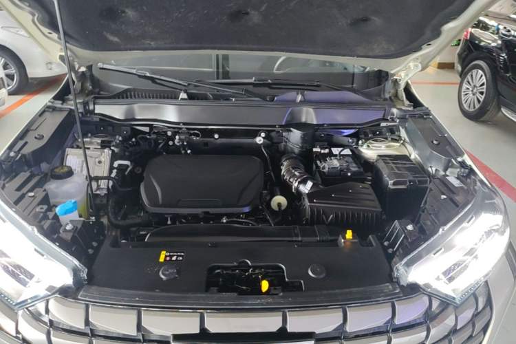 Used Haval H6 2024 1.5T Two-Wheel Drive Ultra Engine Bay