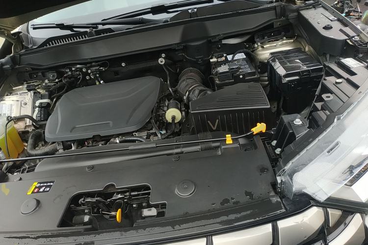 Used Haval H6 2024 1.5T Two-Wheel Drive Ultra Engine Bay