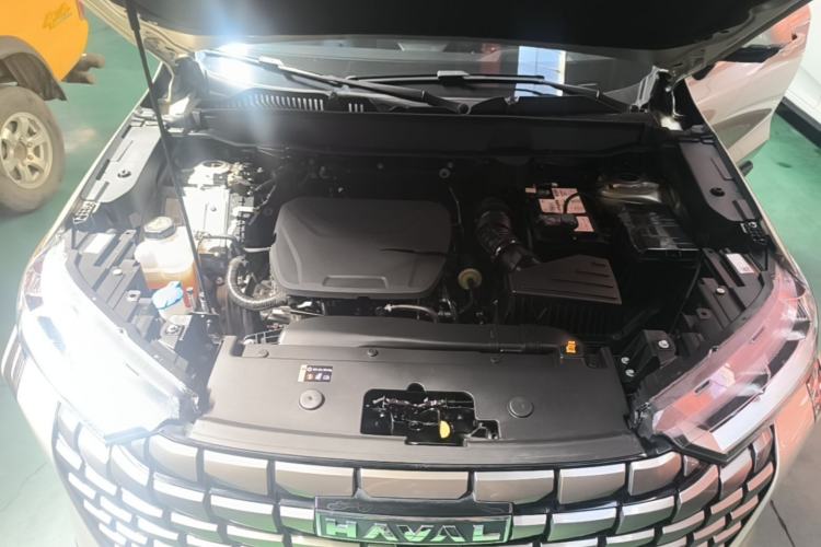 Used Haval H6 2024 1.5T Two-Wheel Drive Ultra Engine Bay