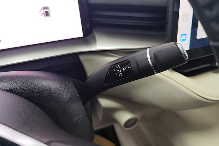 Used Haval H6 2024 1.5T Two-Wheel Drive Ultra Gear Lever