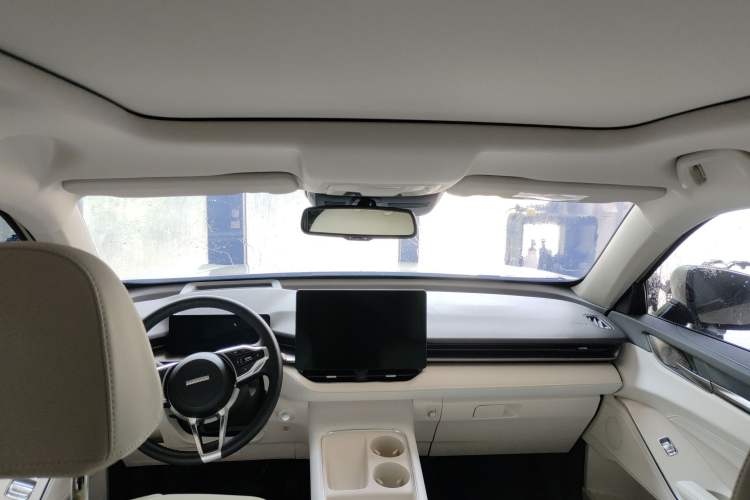 Used Haval H6 2024 1.5T Two-Wheel Drive Ultra Headliner