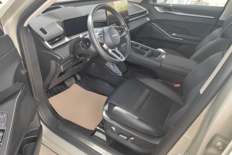 Used Haval H6 2024 1.5T Two-Wheel Drive Ultra Interior 1