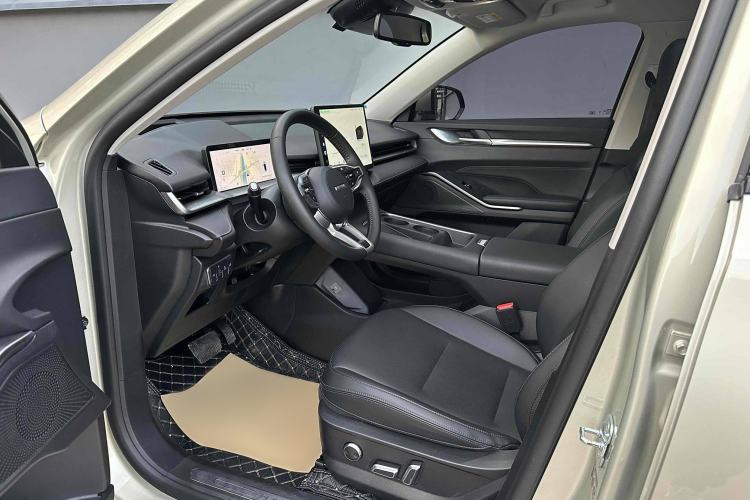 Used Haval H6 2024 1.5T Two-Wheel Drive Ultra Interior 1
