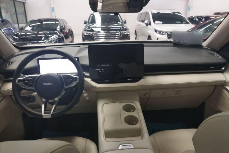 Used Haval H6 2024 2.0T All-Wheel Drive Max Interior 1