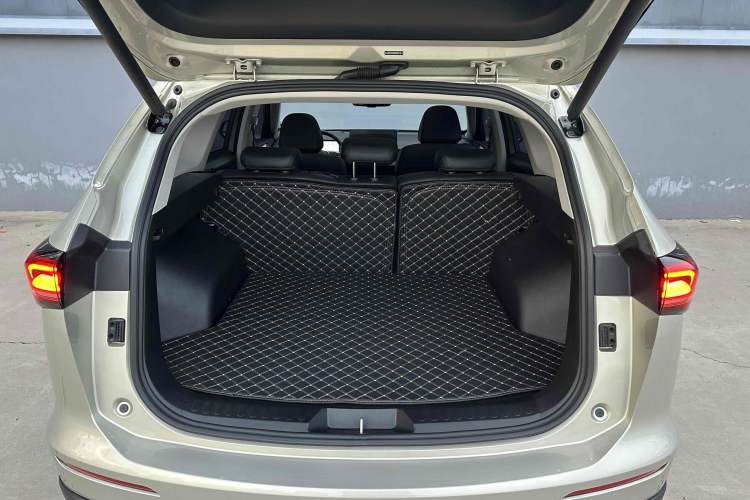 Used Haval H6 2024 1.5T Two-Wheel Drive Ultra Interior 13