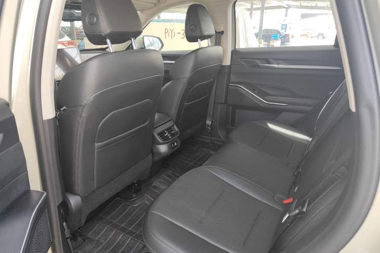 Used Haval H6 2024 1.5T Two-Wheel Drive Ultra Interior 2