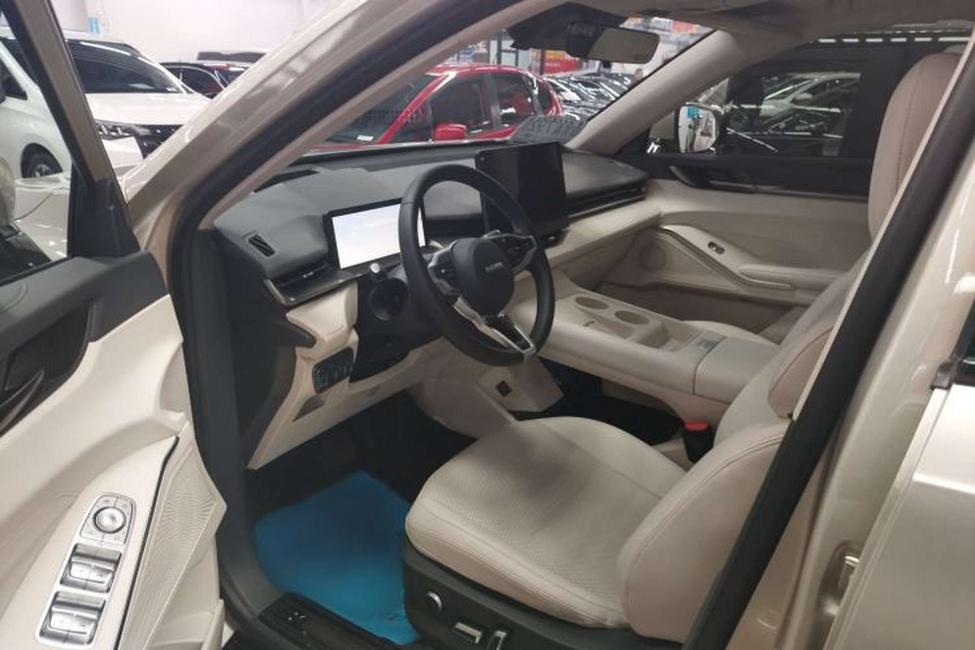 Used Haval H6 2024 2.0T All-Wheel Drive Max Interior 2