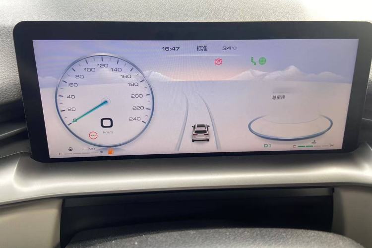 Used Haval H6 2024 1.5T Two-Wheel Drive Ultra Interior 2