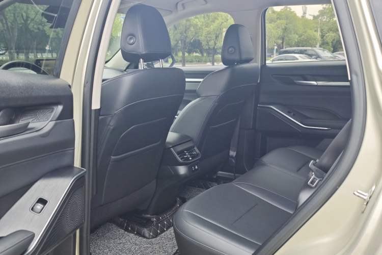 Used Haval H6 2024 1.5T Two-Wheel Drive Ultra Interior 3