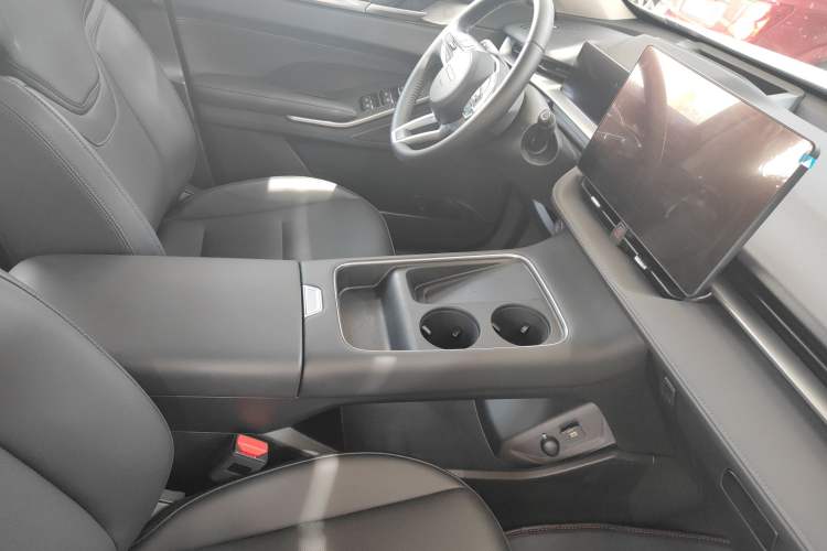 Used Haval H6 2024 1.5T Two-Wheel Drive Ultra Interior 3