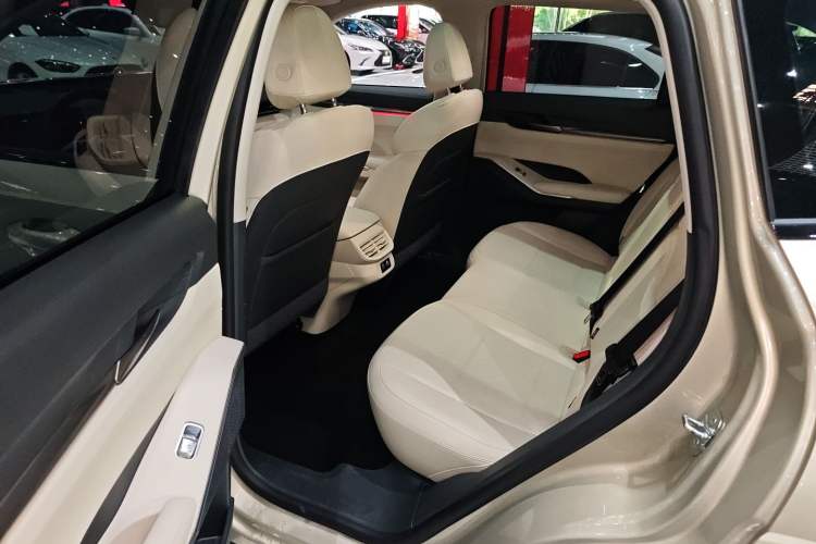 Used Haval H6 2024 1.5T Two-Wheel Drive Ultra Interior 3