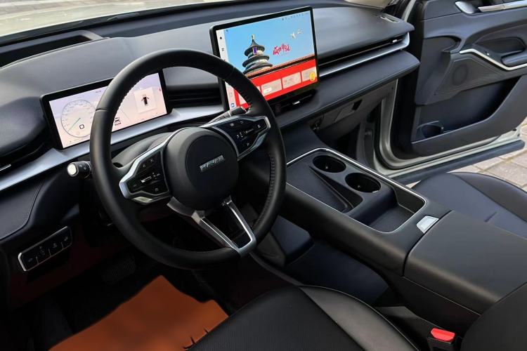 Used Haval H6 2024 1.5T Two-Wheel Drive Ultra Interior 4