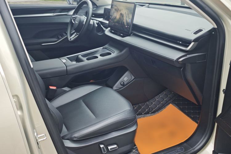 Used Haval H6 2024 1.5T Two-Wheel Drive Ultra Interior 5