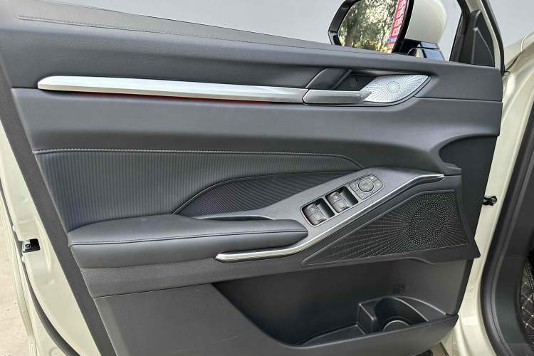 Used Haval H6 2024 1.5T Two-Wheel Drive Ultra Interior 8