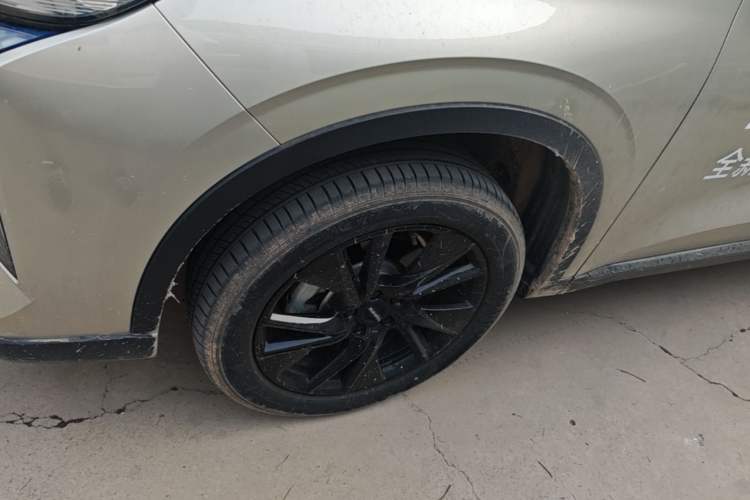 Used Haval H6 2024 1.5T Two-Wheel Drive Ultra Left Front Wheel Hub