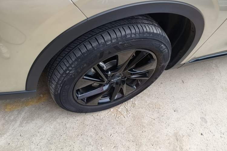 Used Haval H6 2024 1.5T Two-Wheel Drive Ultra Left Front Wheel Hub