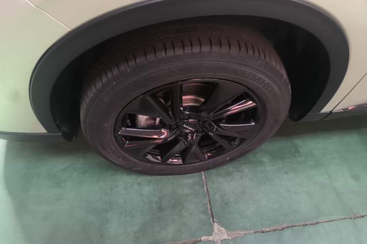Used Haval H6 2024 1.5T Two-Wheel Drive Ultra Left Front Wheel Hub