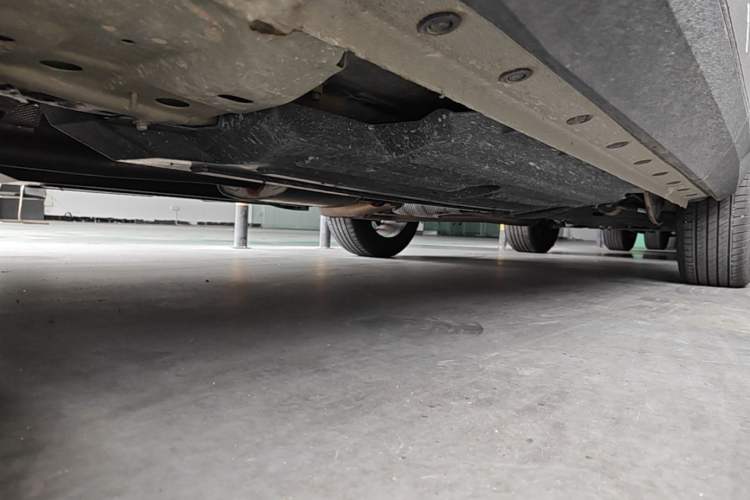 Used Haval H6 2024 1.5T Two-Wheel Drive Ultra Left Side Sill