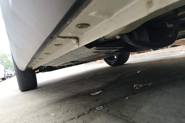 Used Haval H6 2024 1.5T Two-Wheel Drive Ultra Left Side Sill