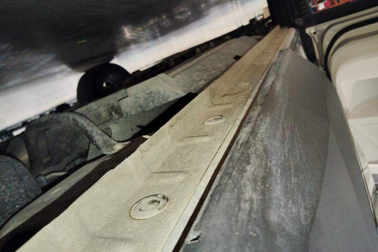 Used Haval H6 2024 2.0T All-Wheel Drive Max Left Side Sill